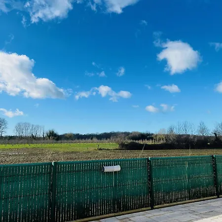 Alojamento de Acomodação e Pequeno-almoço Les Du Mesnil Deluxe 3*